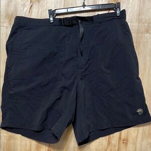 Mountain hardwear Black Outdoor Shorts with Belt
